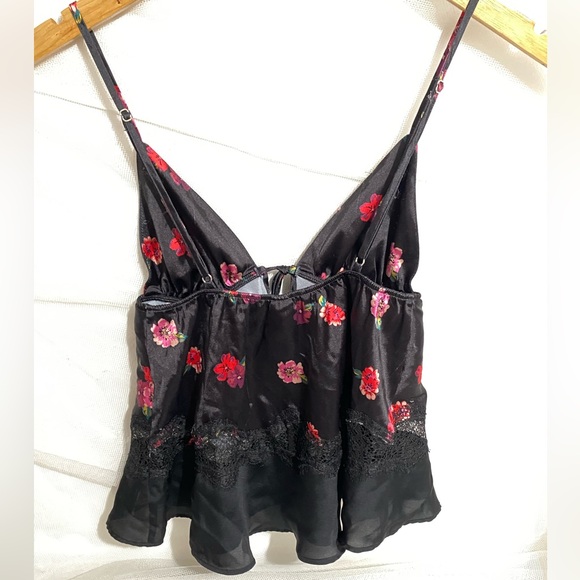 Black Floral Tie Front Teddy - Picture 6 of 7